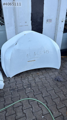 Toyota Corolla 14 19 motor kaputu