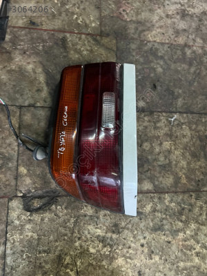 TOYOTA COROLLA EFSANE KASA SAG SOL ARKA STOP MERT OTO