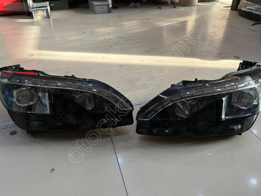 PEUGEOT 3008 GT MERCEKLİ SAĞ-SOL FAR