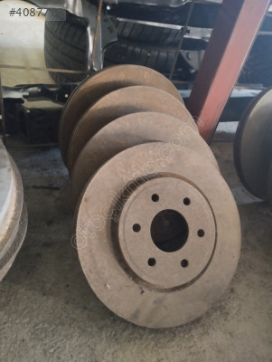 Nissan Navara Volant