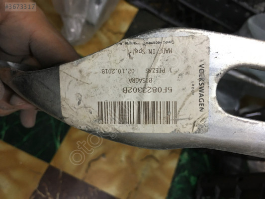 SEAT LEON SOL KAPUT MENTEŞESİ ORJİNAL SIFIR