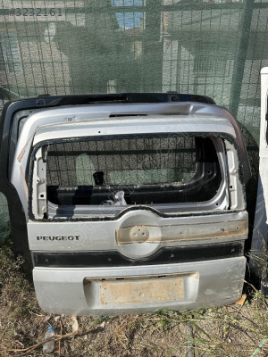 Peugeot bipper Bağaj kapağı