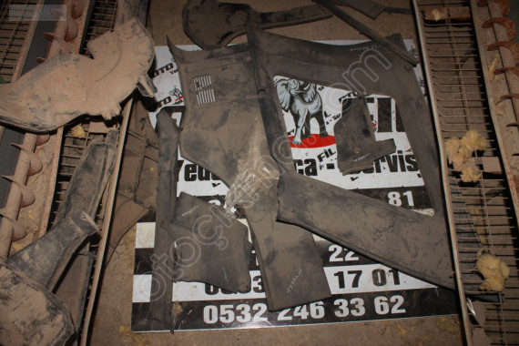 NİSSAN TERRANO BAKALİTLER