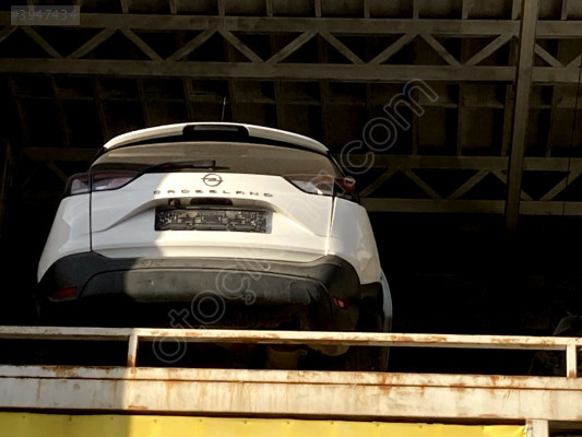 ÖZMEN OPEL CROSSLAND ÇIKMA ARKA BAGAJ KAPAĞI KOMPLE