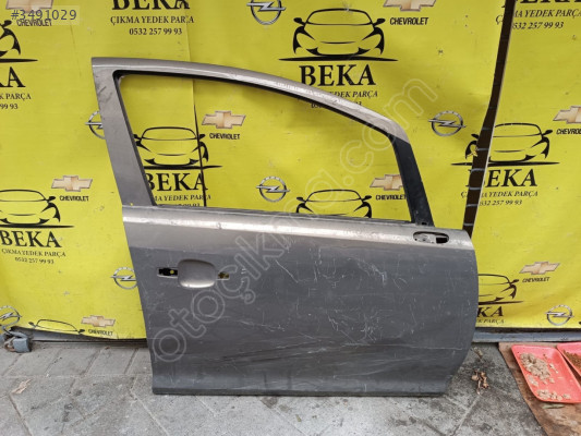 OPEL CORSA D SAĞ ÖN KAPI ÇIKMA ORJİNAL YEDEK PARÇA