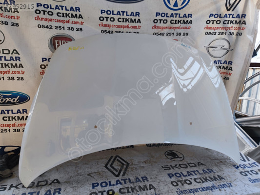Fiat Egea motor kaputu Orjinal beyaz ğöçük hasarlı