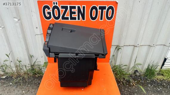 CLİO 5 TORPİDO KAPAĞI 681081139R  681080536R