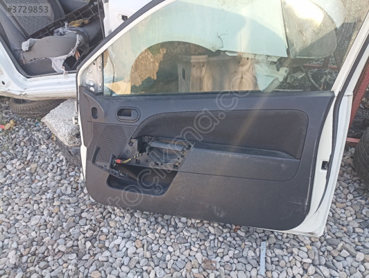 Ford Fiesta Van sağ ön kapı döşemesi