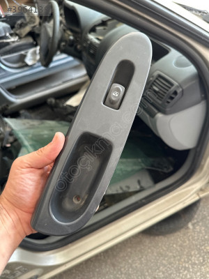 Renault clio 2 symbol 1999-2009 Sağ ön cam düğmesi