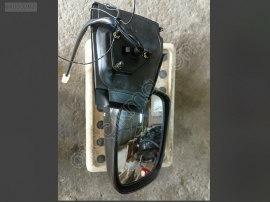 TOYOTA YARİS 2006-2011 ELEKTRİKLİ ISITMALI SAĞ AYNA 5 FİŞ