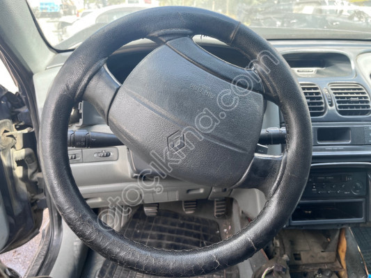 Renault Laguna 1 direksiyon airbagı
