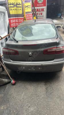 Renault Laguna 2 bagaj kapağı 2003-2008
