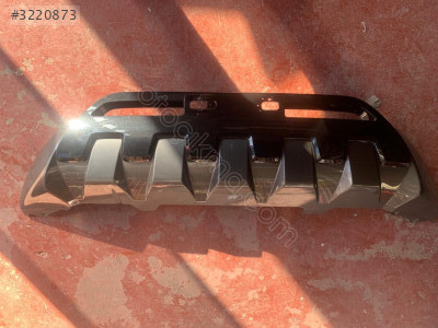 TOYOTA HİLUX ÖN TAMPON AYIRICI KALIPLAMA PW4170K100