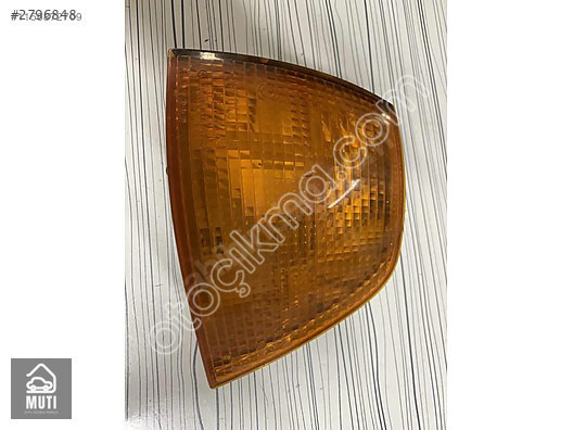 1387043 Bmw Çıkma Stop Arka Lamba E36