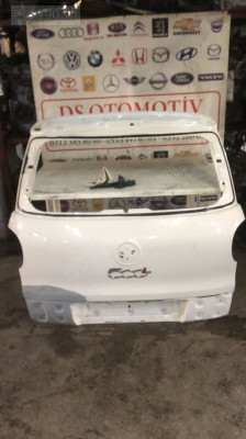2013-2016 FİAT 500 L BAGAJ KAPAĞI