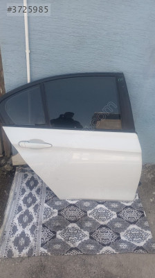 BMW f30 SAĞ ARKA KAPI
