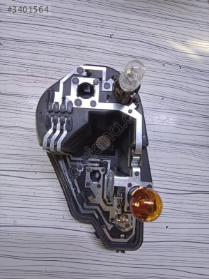 SEAT Ibiza Sağ Arka Lamba Tutucu 89392910