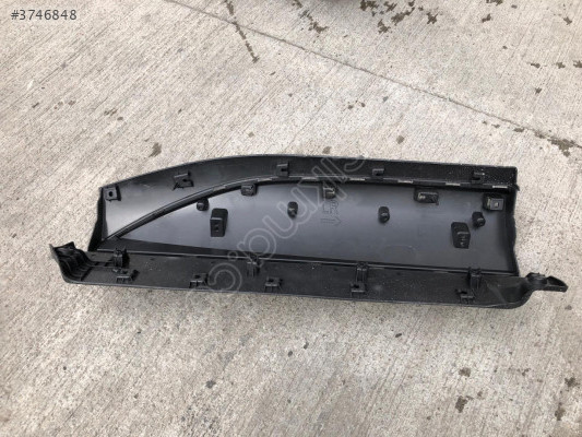 BYD ATTO 3 SAĞ ARKA KAPI BANDI SC2E-5402851