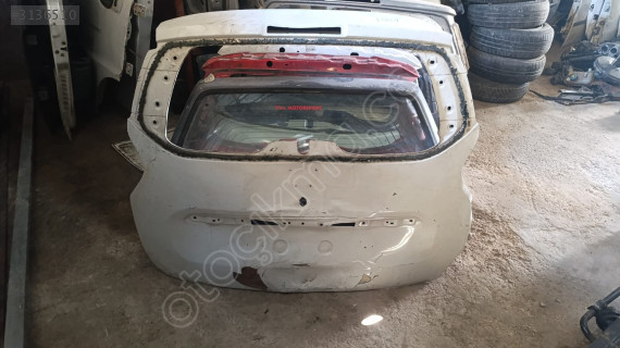 Lodgy Model Dacia için Arka Bagaj Kapak Parçası