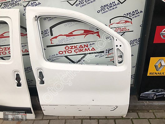 Orjinal Fiat Fiorino Sağ Ön Kapı - Çıkma Parça