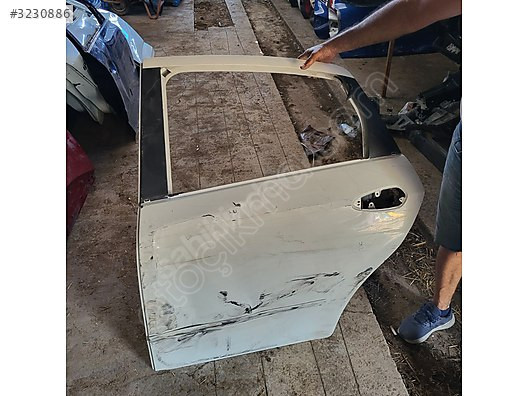 fiat linea sol arka kapi orjinal