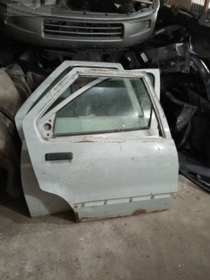 Renault 19 Sağ Arka Kapı Çıkma