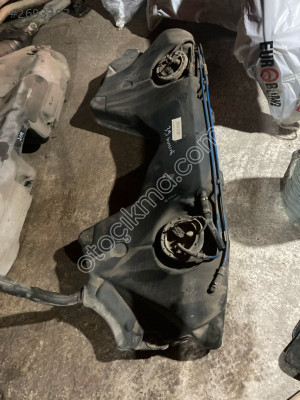 BMW E39 YAKIT DEPOSU BENZİN DEPOSU BENZİN ŞAMANDIRASI ORJİNAL