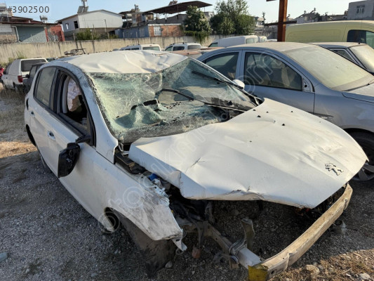 PEUGEOT 308 SAĞ ÖN ÇAMURLUK 2015 MODEL
