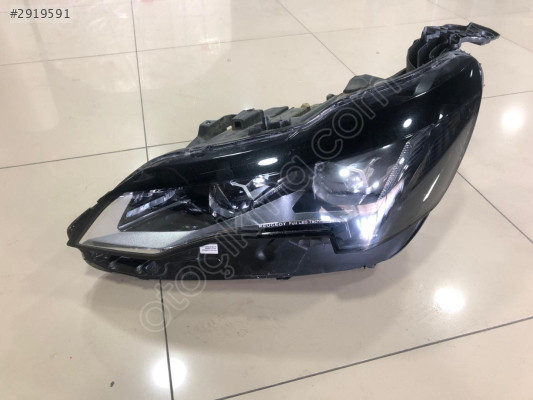 PEUGEOT 3008 MERCEKLİ SOL FAR 89914261
