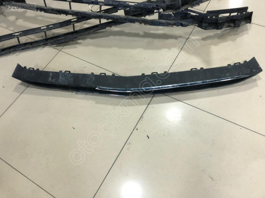 MERCEDES E SERİSİ W213 EXCLUSİVE ÖN TAMPON ALT IZGARA 2138851603
