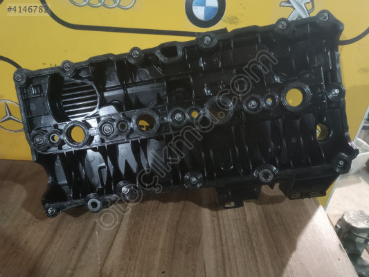 Volvo S60 V60 XC60 S90 V90 XC90 Supap Külbütör Kapağı 32213460