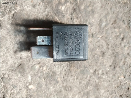 AUDİ A4 A6 SKODA SUPERB VOLKSWAGEN 460 NOLU RÖLE 1K0951253A