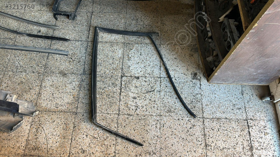 2015-2022 FORD KURYE SOL ÖN KAPI FİTİLLERİ ORJ ÇIKMA
