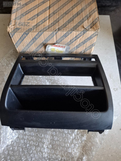 Fiat albea palio teyp çerçeve 735419654