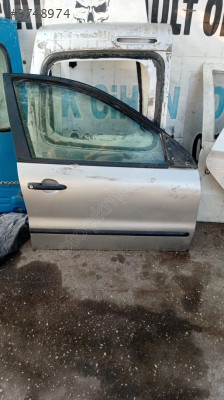 Brava sağ ön kapı