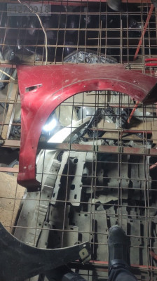 DACİA SANDERO SAĞ ÖN ÇAMURLUK