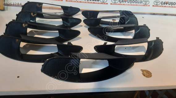 TOYOT COROLLA HB 02-04 ARASI SAĞ SOL SİS KAPAĞI ÇAVUŞOĞLU TOYOTA