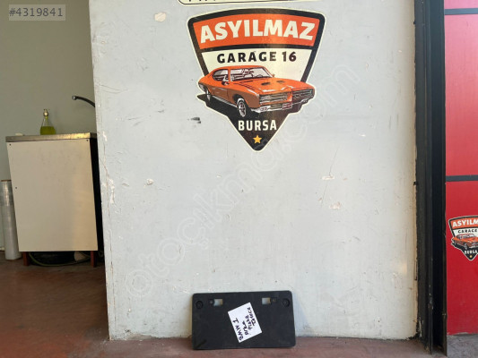 BMW 1 SERİSİ ARKA PLAKA TUTUCU ORJİNAL