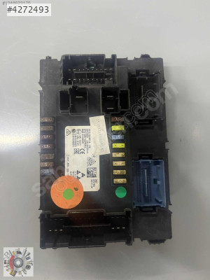 521337120 116RI 000777 FİAT EGEA LİNEA SİGORTA KUTUSU