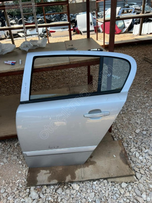 OPEL ASTRA H SOL ARKA KAPI