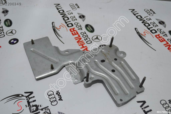 LAND ROVER RANGE ROVER SPORT DEMİR BRAKET DK6214N072