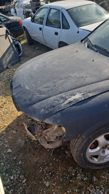 OPEL VECTRA B MOTOR KAPUTU.OTO ERKAN ÜNYE