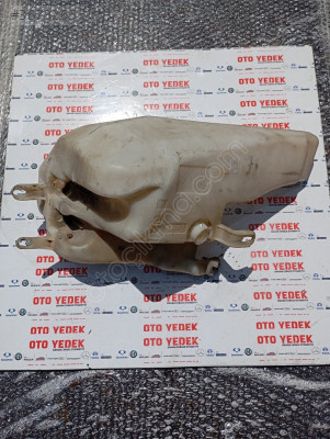 Alfa Romeo 156 yedek su deposu