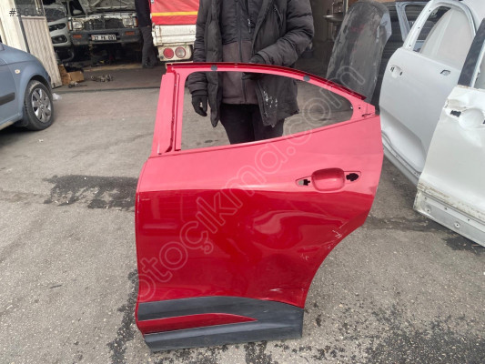 OPEL MOKKA B KIRMIZI SOL ARKA KAPI ORJINAL GÖÇÜKLÜK