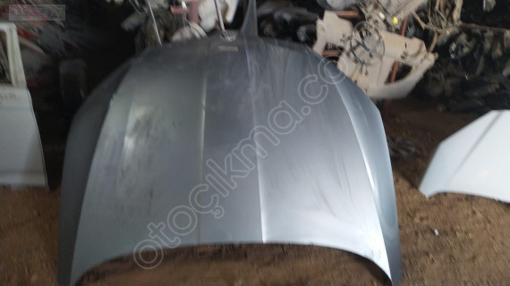 Skoda Super b 2018 model on motor kaputu