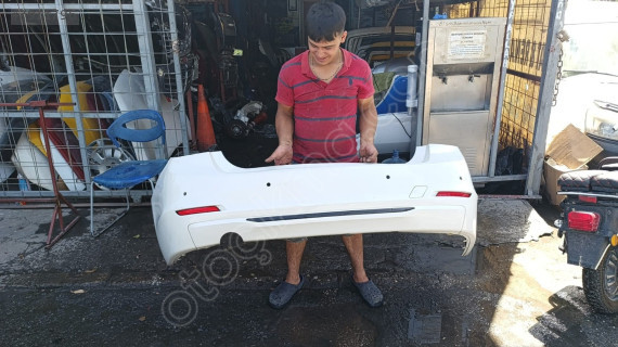 BMW F30 ARKA TAMPON HATASIZ ORJİNAL ÇIKMA