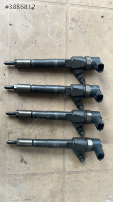 FİAT FİORİNO 1,6 ENJEKTÖR ÇIKMA  0445110524