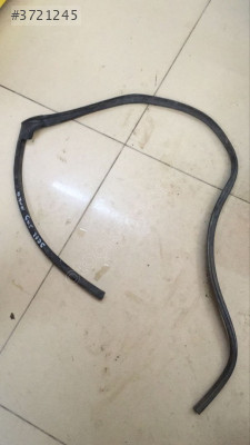 HYUNDAİ GETZ SAĞ ARKA KAPI TOZ FİTİLİ ORJ ÇIKMA