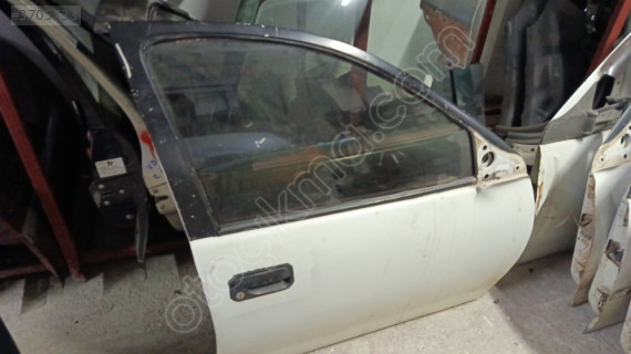 Opel corsa b sağ ön kapı çıkma orjinal