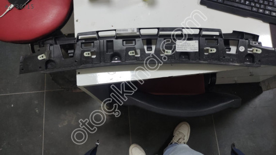 BMW G20 ÖN TAMPON ORTA ALT BRAKET M-TECH 2019 8075658 51758075658